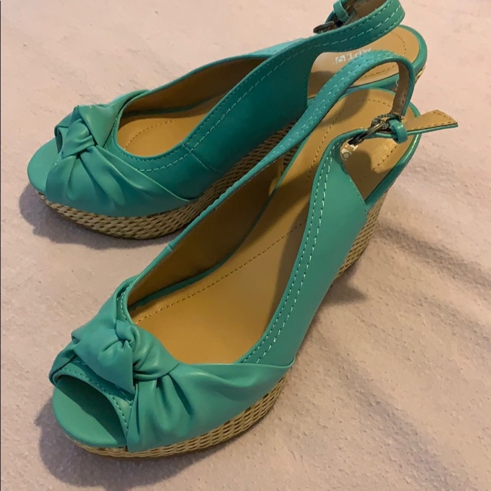 Blue APT 9 sandals